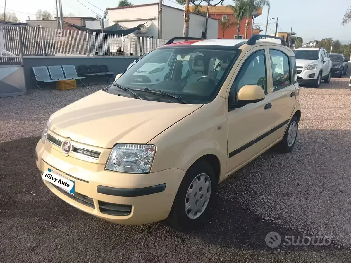 Usata Fiat Panda Emotion 60 CV (44 kW) 2010 Giallo Utilitaria