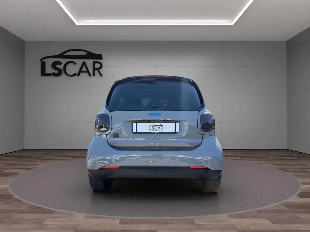 Usata Smart ForTwo Electric Drive 40 kW (55 CV) 2021 Giallo Cabrio