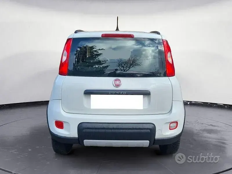 Usata Fiat Panda 4x4 S 85 CV (62 kW) 2016 Bianco Utilitaria
