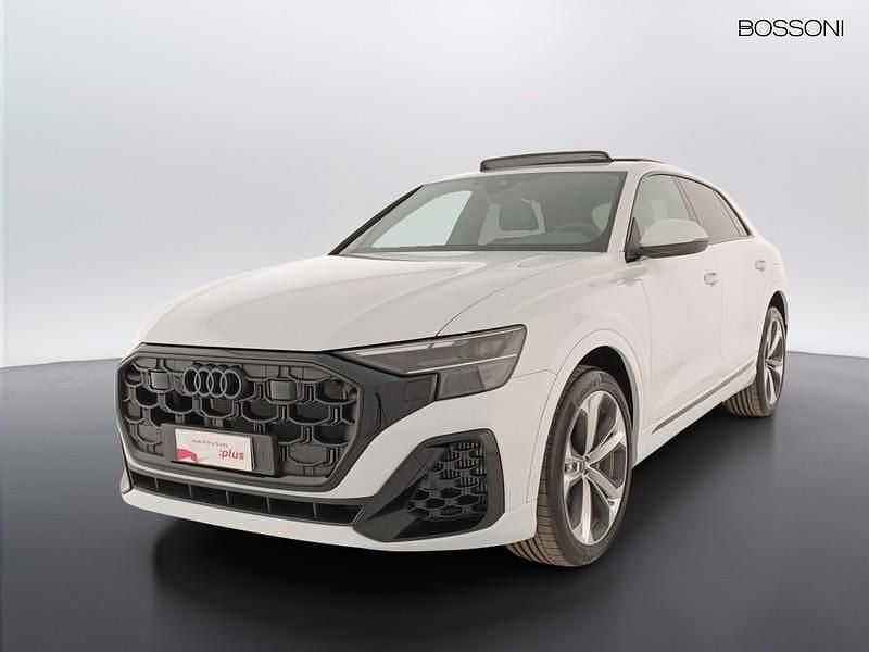 Usata Audi Q8 S-Line 394 CV (289 kW) 2024 Bianco SUV