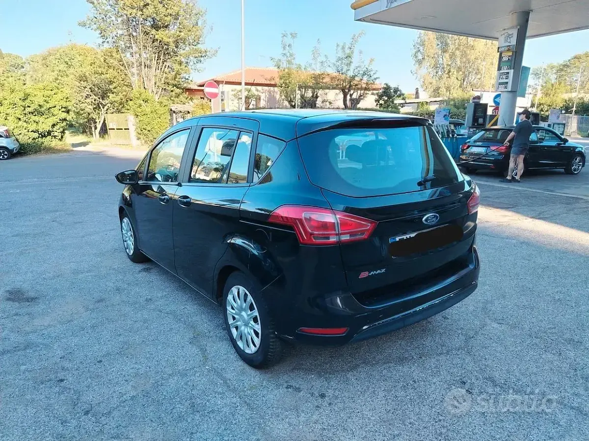 Usata Ford B-MAX 95 CV (69 kW) 2015 Nero Monovolume