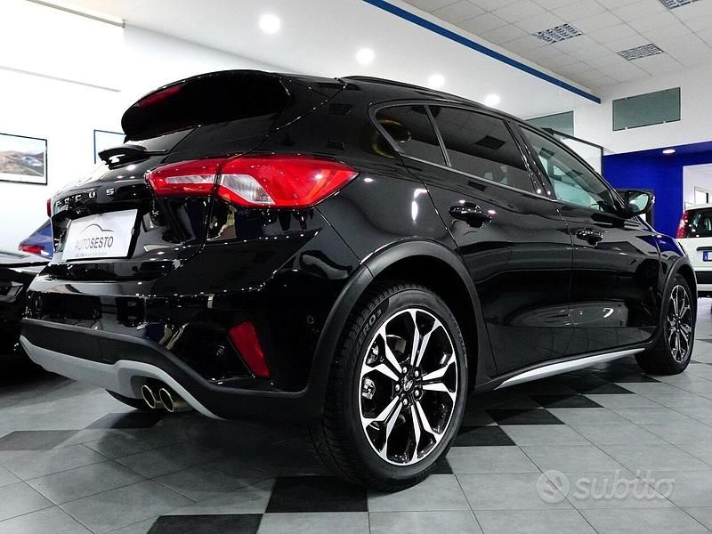 Usado Ford Focus Active 120 HP (88 kW) 2019 Preto Sedan