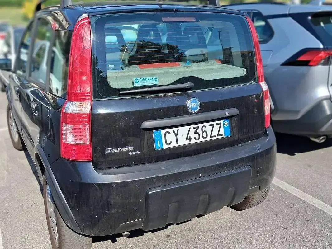 Usata Fiat Panda 4x4 Climbing 60 CV (44 kW) 2006 Nero Utilitaria