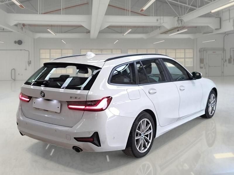 Usata BMW 318 Advantage 150 CV (110 kW) 2022 Bianco Station wagon