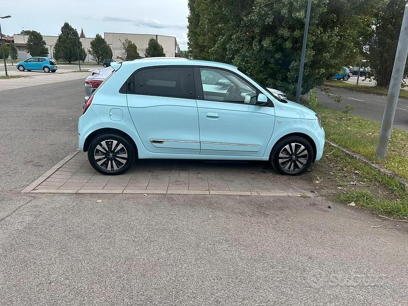 Usata Renault Twingo Intens 60 kW (82 CV) 2021 Utilitaria
