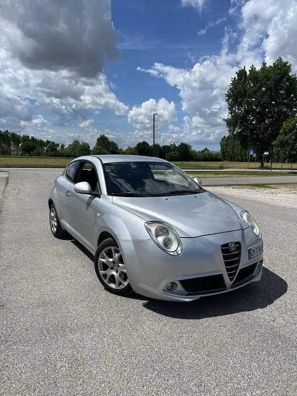 Usata Alfa Romeo MiTo 84 CV (61 kW) 2012 Utilitaria
