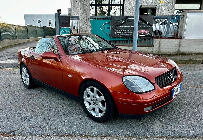 Usata Mercedes SLK230 193 CV (141 kW) 1999 Arancione Cabrio