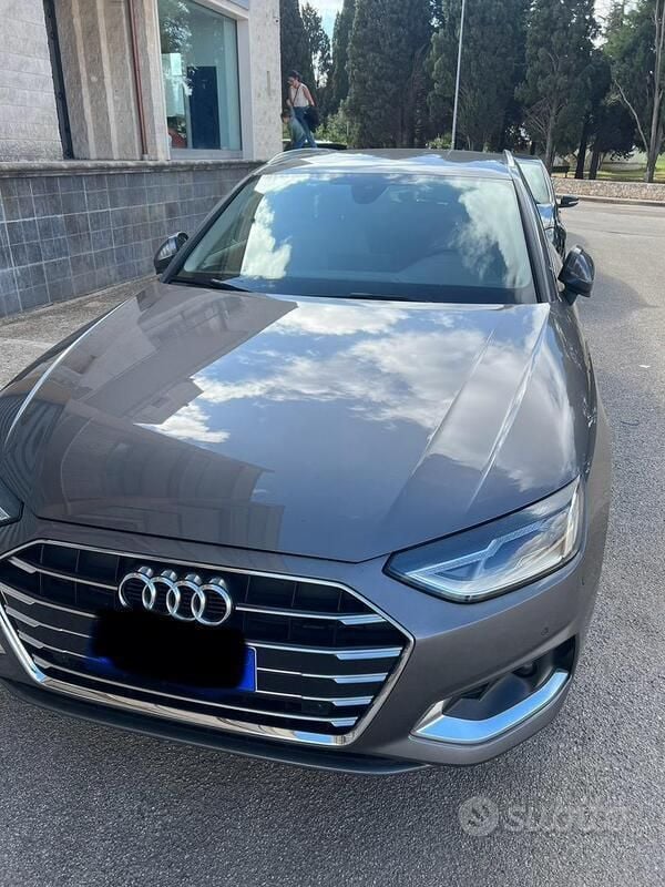 Usata 2022 Audi A4 Station wagon | 23.500 € (Cara) - Immagine 1/4