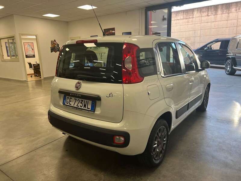 Usata Fiat Panda Lounge 86 CV (63 kW) 2016 Bianco Utilitaria