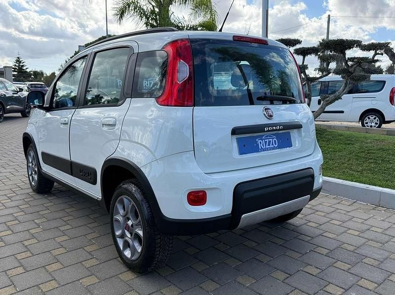 Usata Fiat Panda Cross Cross 95 CV (69 kW) 2014 Nero Utilitaria