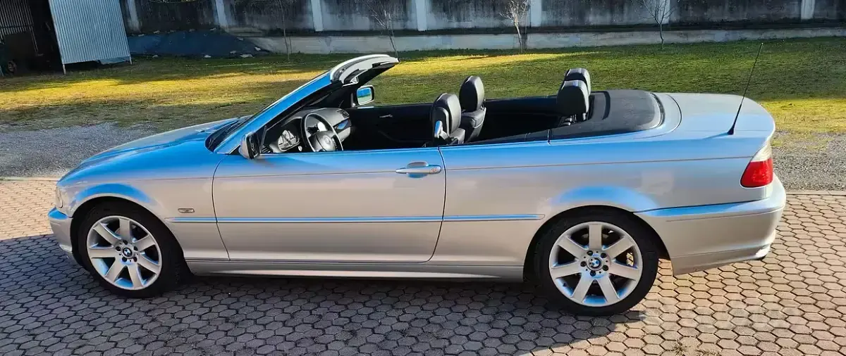 Usata BMW 323 Cabriolet 170 CV (125 kW) 2000 Grigio Cabrio