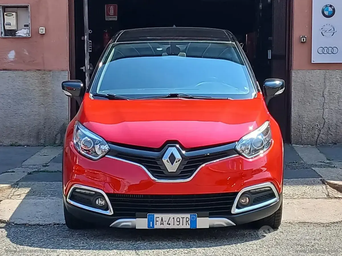 Usata Renault Captur 90 CV (66 kW) 2015 Rosso SUV