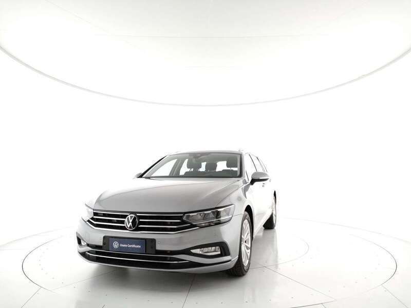 Pyrit silver metallizzato Usata 2023 VW Passat Business Station wagon | 30.500 € (Ottimo prezzo) - Immagine 1/4