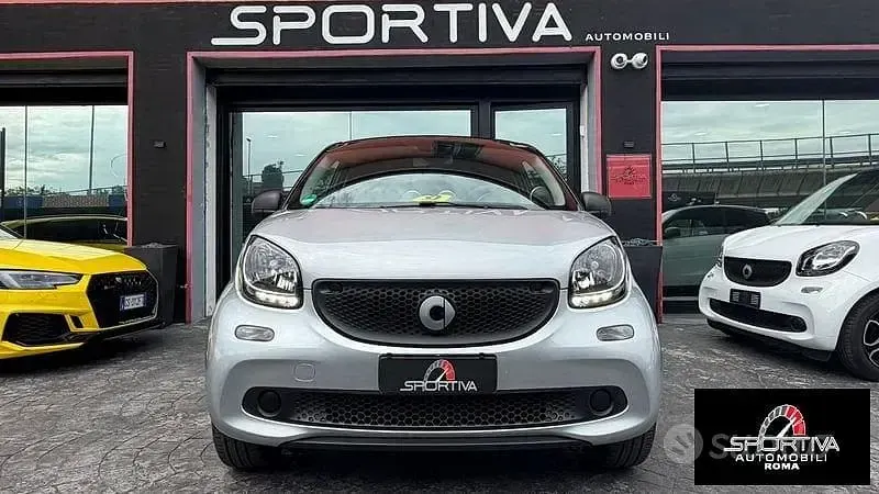 Usata Smart ForFour Passion 90 CV (66 kW) 2015 Grigio Utilitaria