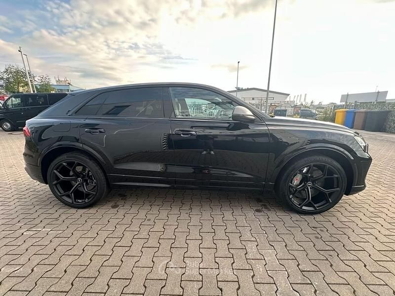 Nuova Audi RS Q8 Performance 640 CV (470 kW) 2025 Nero SUV