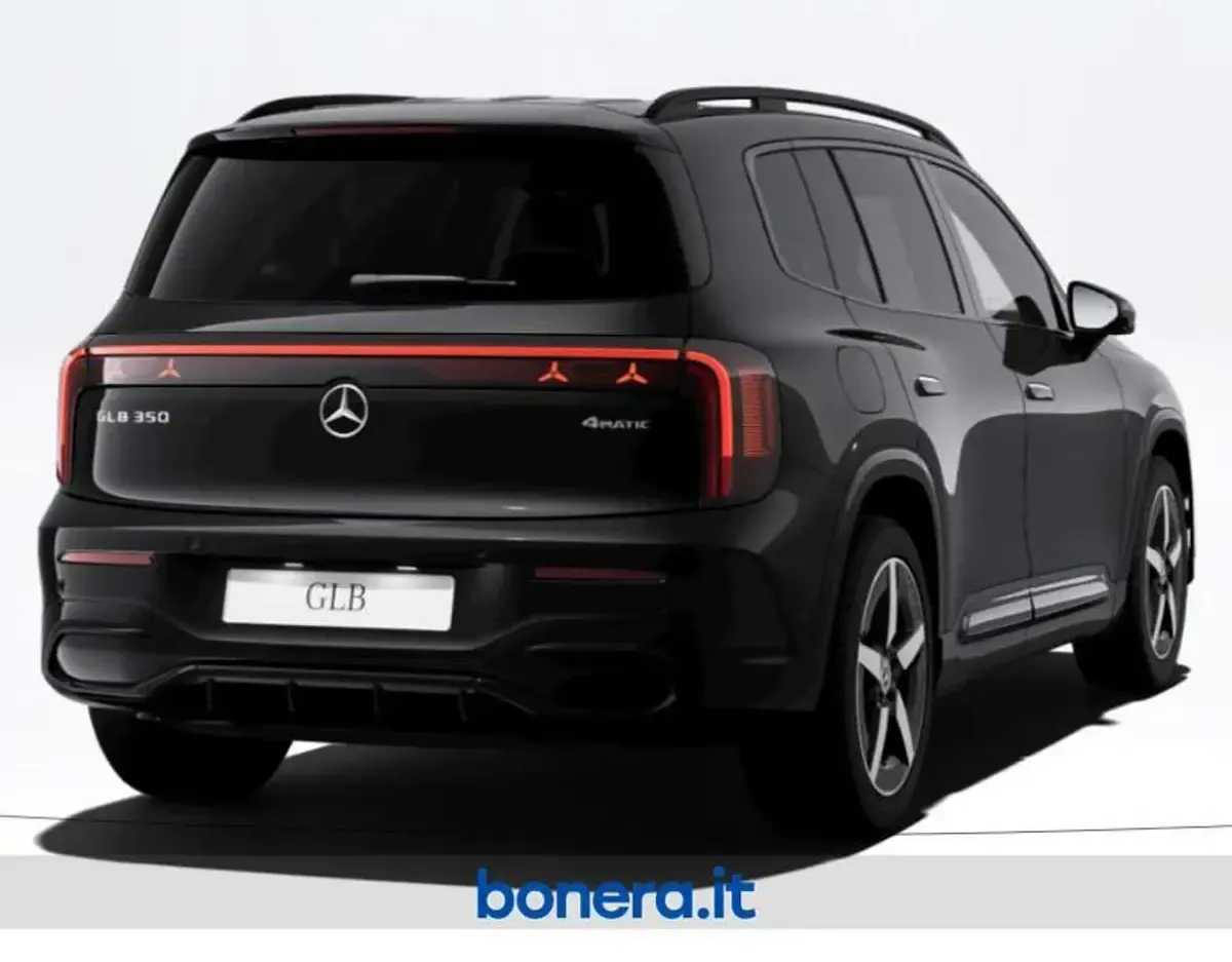 Nuova Mercedes GLB250 Premium Plus 200 kW (272 CV) 2026 Vernice nero cosmo SUV