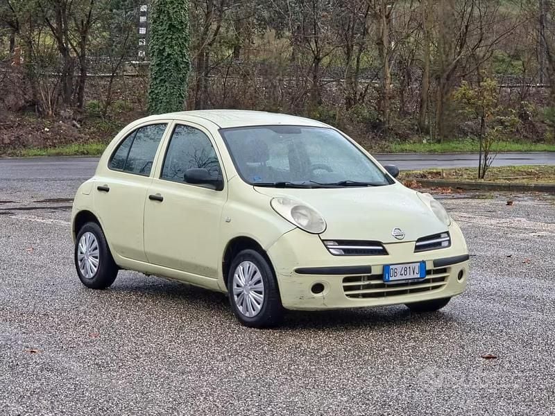 Usata Nissan Micra 65 CV (47 kW) 2006 Giallo Berlina