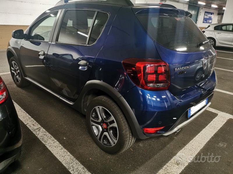 Usata Dacia Sandero Stepway 90 CV (66 kW) 2019 Blu Utilitaria