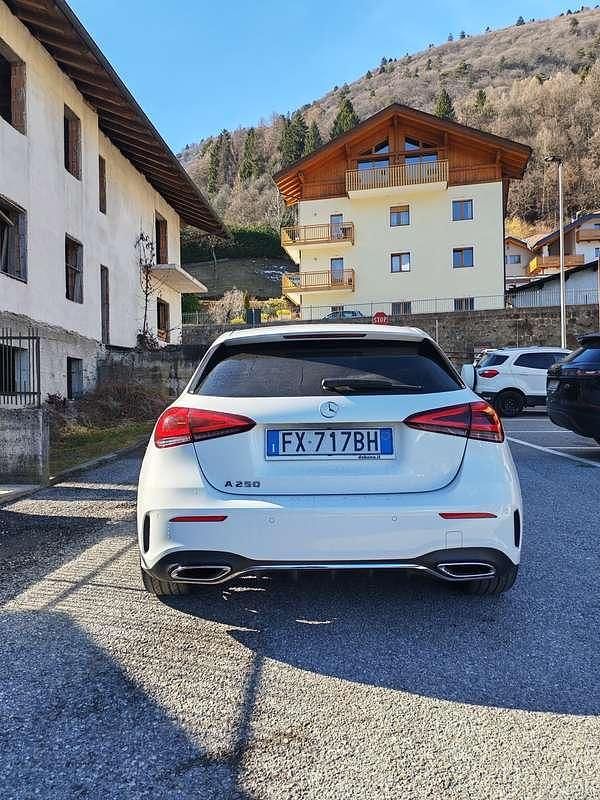 Usata Mercedes A250 224 CV (164 kW) 2019 Bianco Berlina