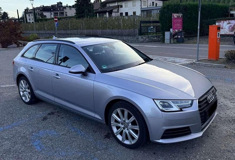 Usata Audi A4 Ambiente 150 CV (110 kW) 2018 Argento Station wagon
