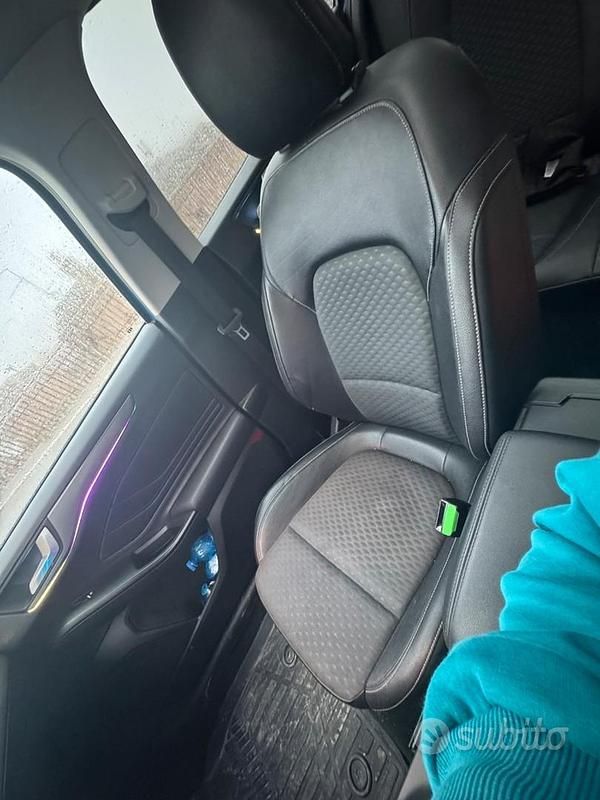 Usata Ford Focus Titanium 120 CV (88 kW) 2018 Blu Berlina