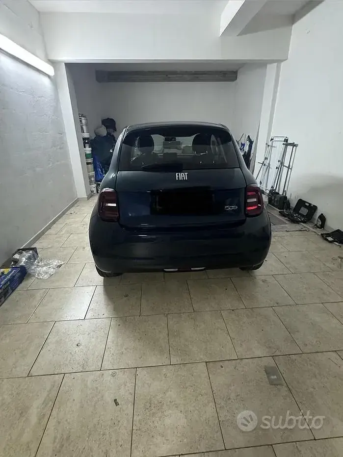Usata Fiat 500e 42 kW (58 CV) 2024 Verde Berlina