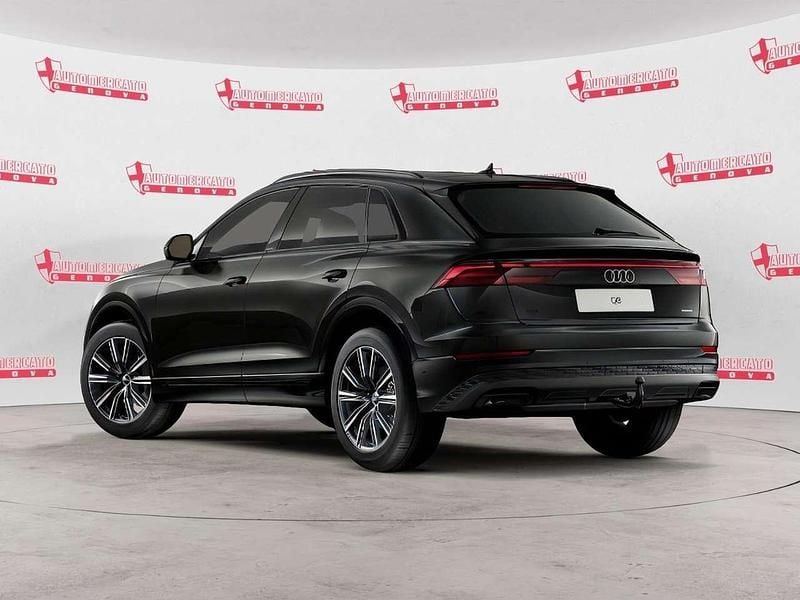 Usata Audi Q8 Ambiente 231 CV (169 kW) 2025 Nero SUV