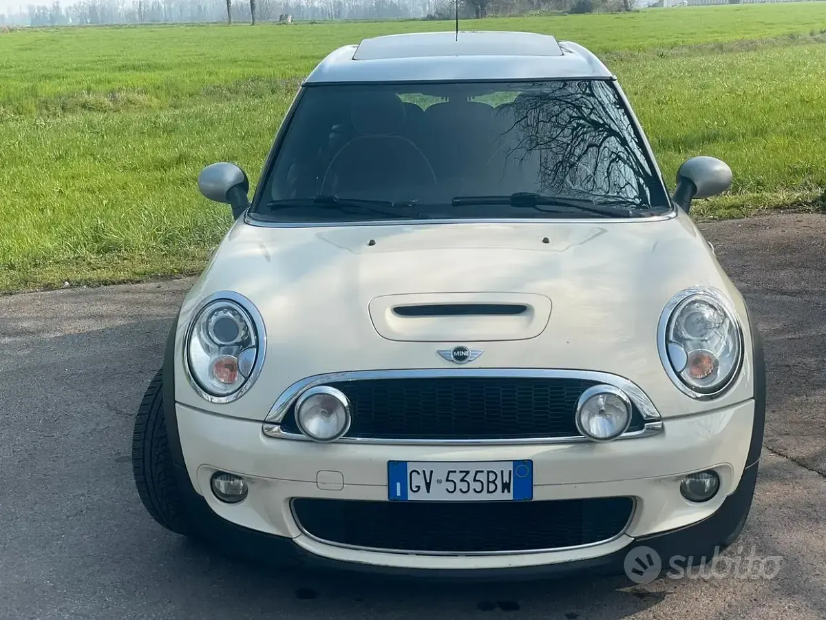 Usata Mini Cooper S 175 CV (128 kW) 2009 Bianco Utilitaria