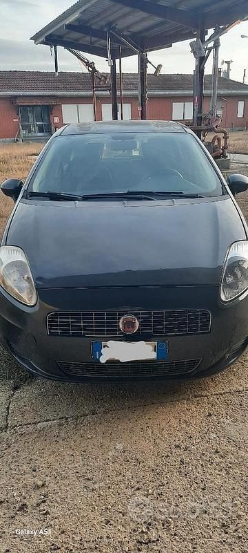 Usata Fiat Grande Punto 2009 Blu Utilitaria