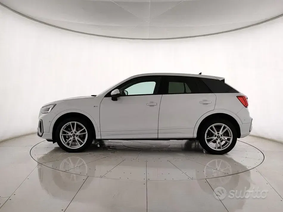Usata Audi Q2 S-Line 150 CV (110 kW) 2025 Bianco SUV
