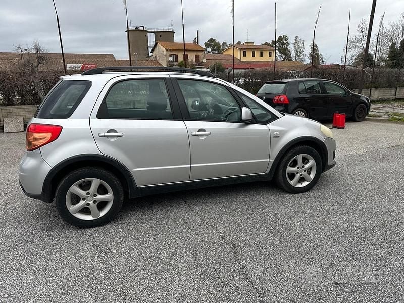 Usata Suzuki SX4 2009 Grigio SUV