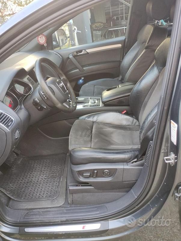 Usata Audi Q7 S-Line 240 CV (176 kW) 2007 Grigio SUV
