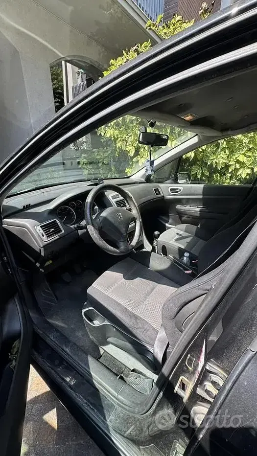 Usata Peugeot 307 90 CV (66 kW) 2005 Nero Berlina