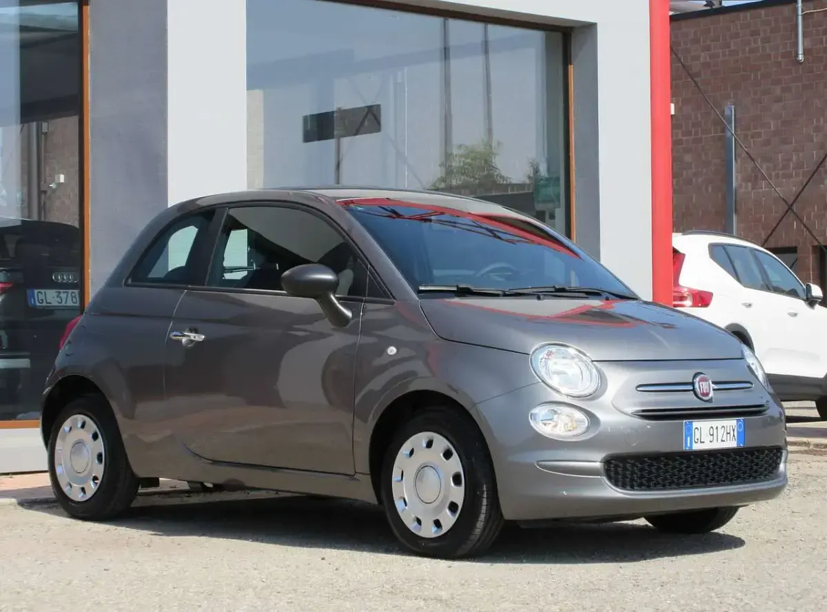 Usata Fiat 500 69 CV (50 kW) 2022 Grigio sfrenato metallizzato Utilitaria