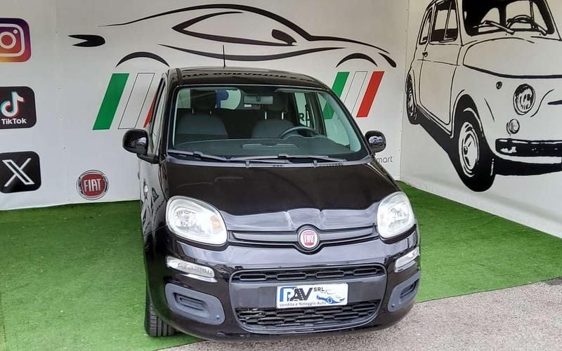 Nero Usata 2020 Fiat Panda Easy Due volumi | 9099 € (Ottimo prezzo) - Immagine 1/4