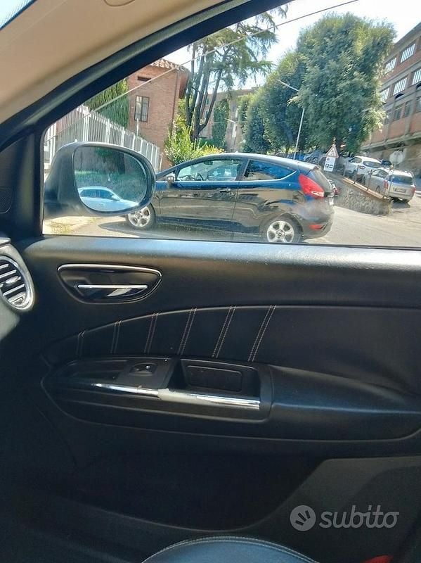 Usata Lancia Delta 2010 Bianco Utilitaria