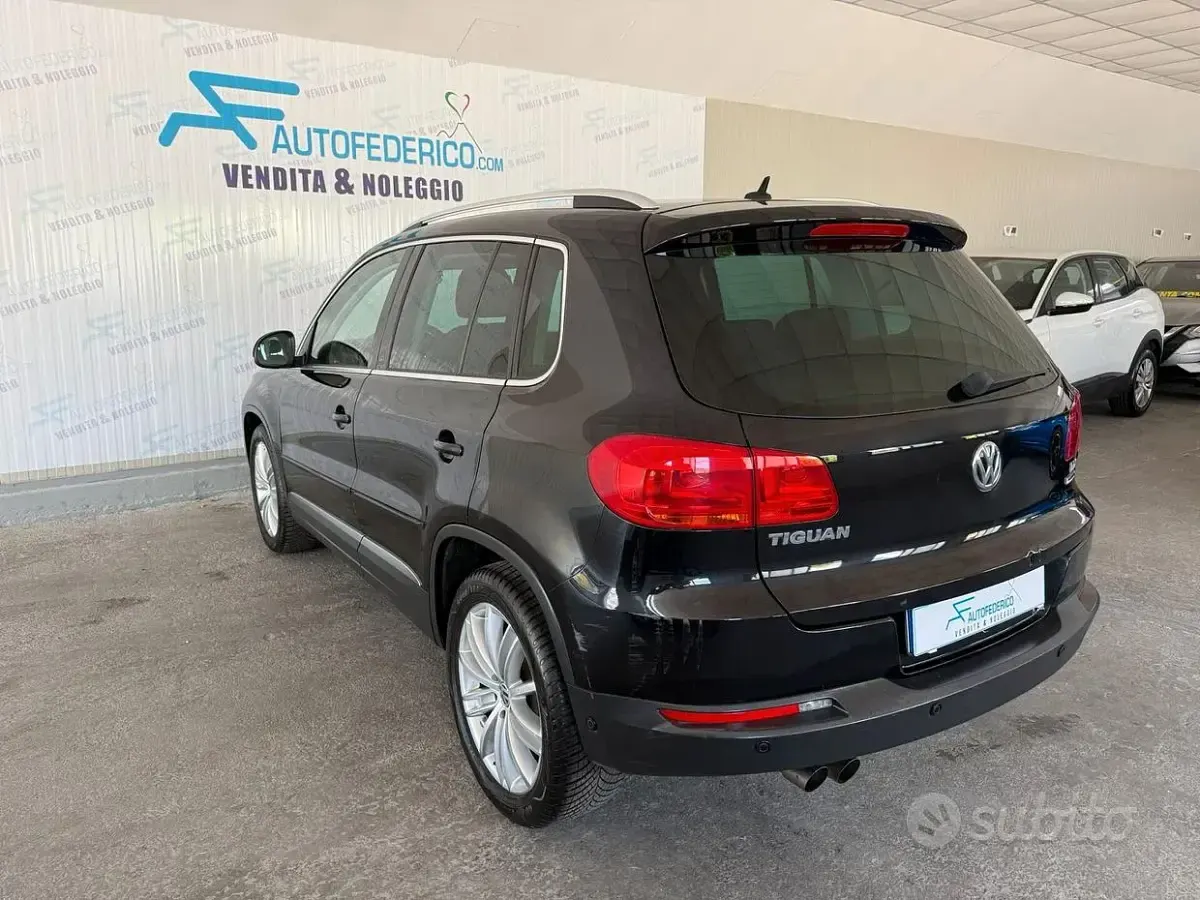 Usata VW Tiguan Style 110 CV (80 kW) 2016 Nero SUV