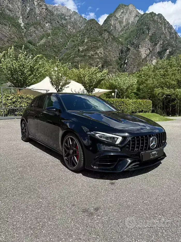 Usata Mercedes A45 AMG AMG 421 CV (309 kW) 2021 Nero Utilitaria