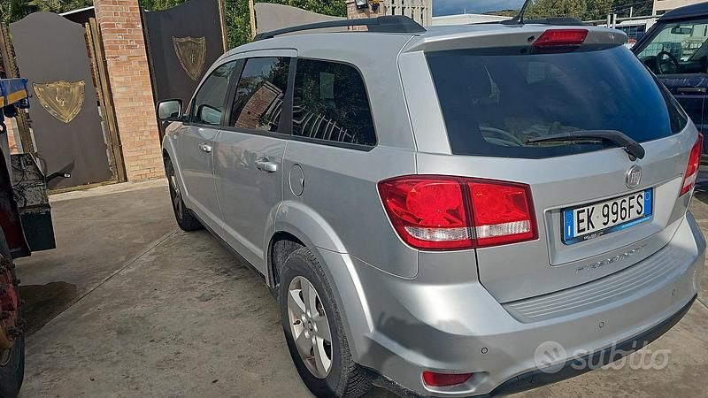 Usata Fiat Freemont 140 CV (102 kW) 2011 SUV