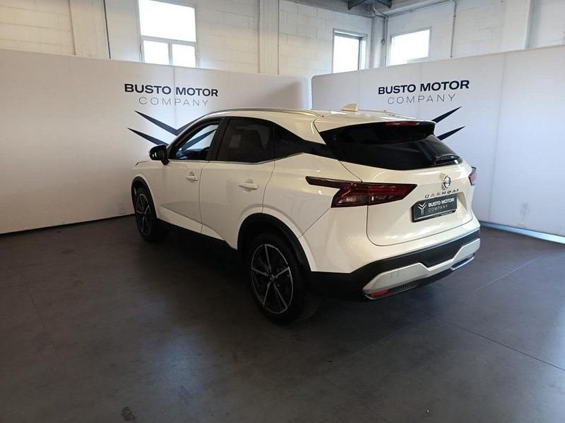 Usata Nissan Qashqai Style Edition 140 CV (102 kW) 2022 Bianco/tetto nero / pastello SUV