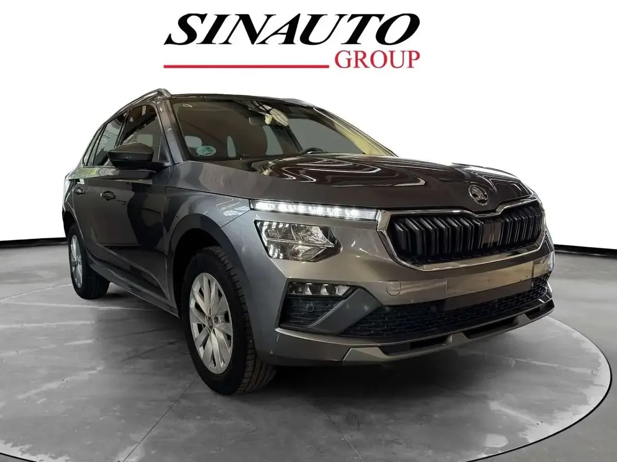 Usata Skoda Kamiq Selection 116 CV (85 kW) 2025 Grigio scuro SUV
