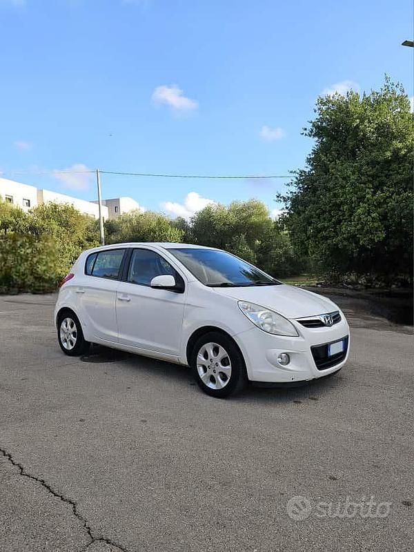 Usata Hyundai i20 77 CV (56 kW) 2012 Berlina