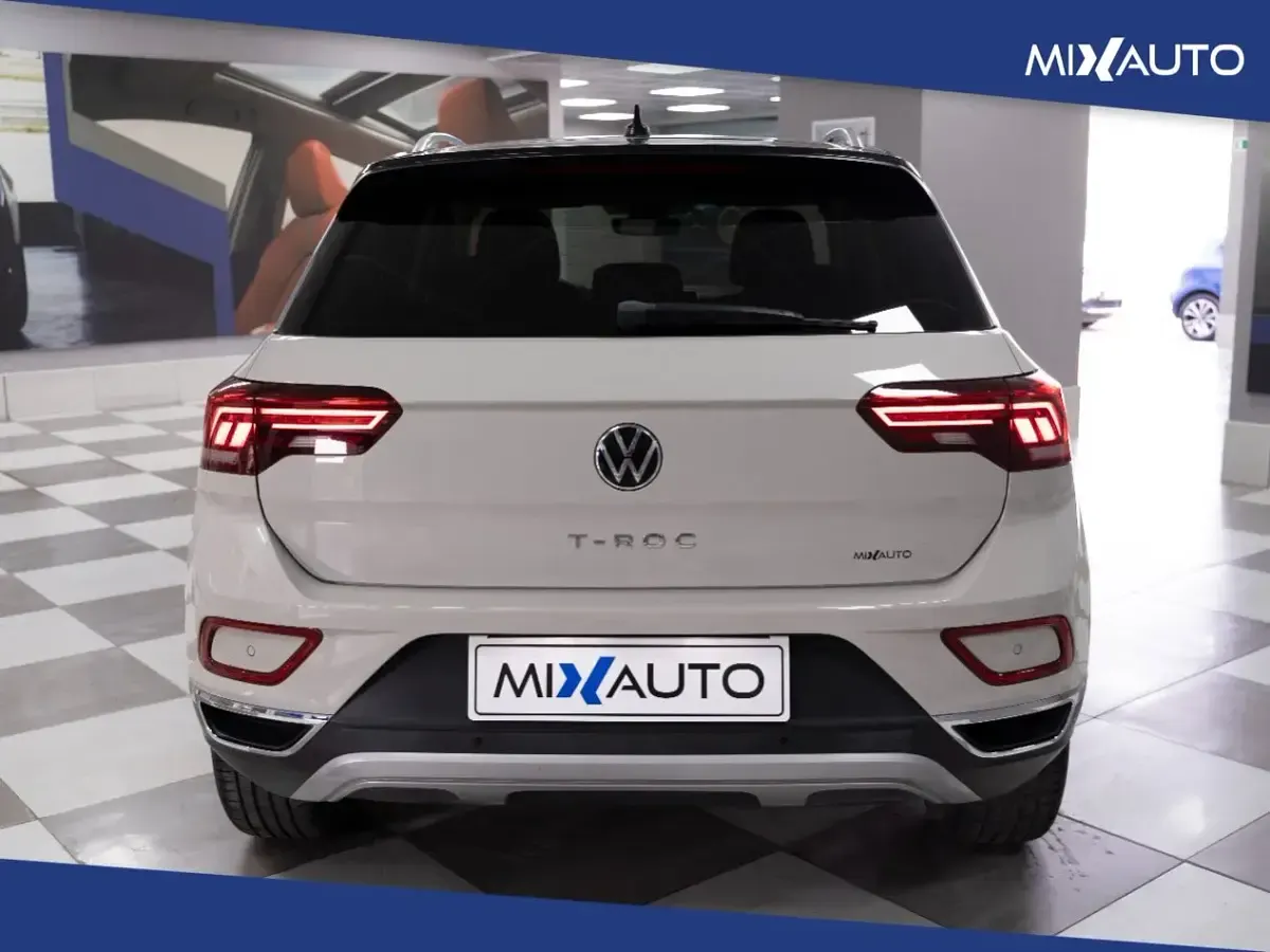 Usata VW T-Roc Style 150 CV (110 kW) 2022 Beige SUV