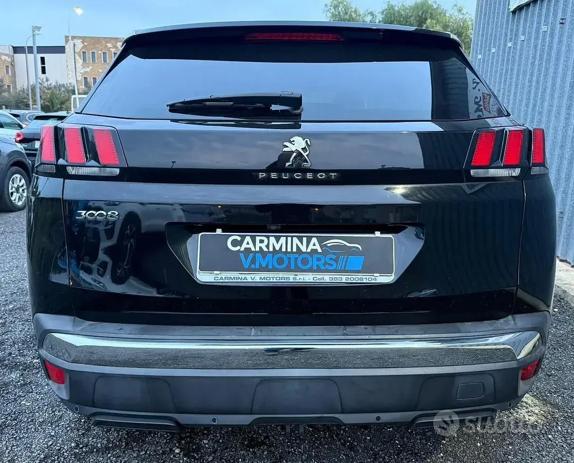 Usata Peugeot 3008 Allure 120 CV (88 kW) 2018 Bluazzurro SUV