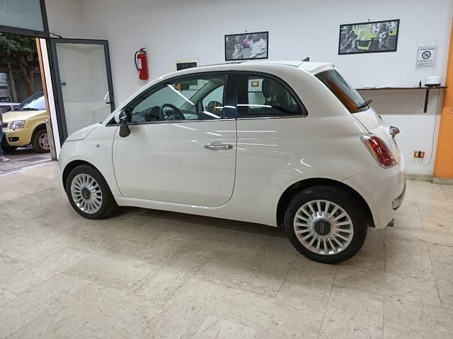 Usata Fiat 500 Lounge 69 CV (50 kW) 2014 Bianco Utilitaria