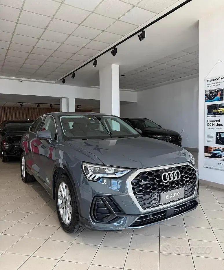 Usata Audi Q3 Business Plus 150 CV (110 kW) 2021 Grigio SUV