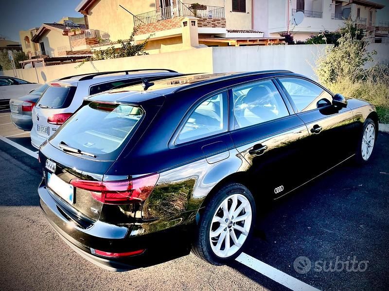 Usata Audi A4 Business Plus 150 CV (110 kW) 2018 Nero Station wagon
