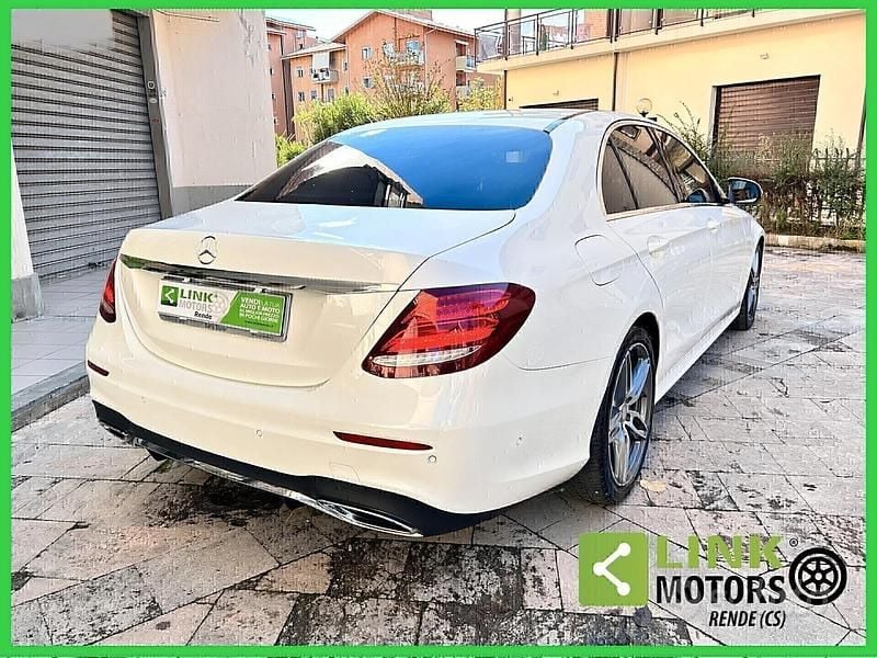 Usata Mercedes E220 Exclusive 194 CV (142 kW) 2016 Bianco Berlina