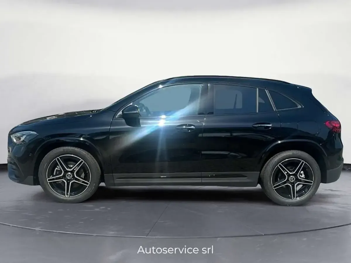 Nuova Mercedes GLA180 Advanced Plus 136 CV (100 kW) 2026 Nero SUV