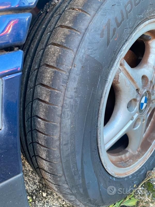 Usata BMW 318 Compact 1997 Blu Utilitaria